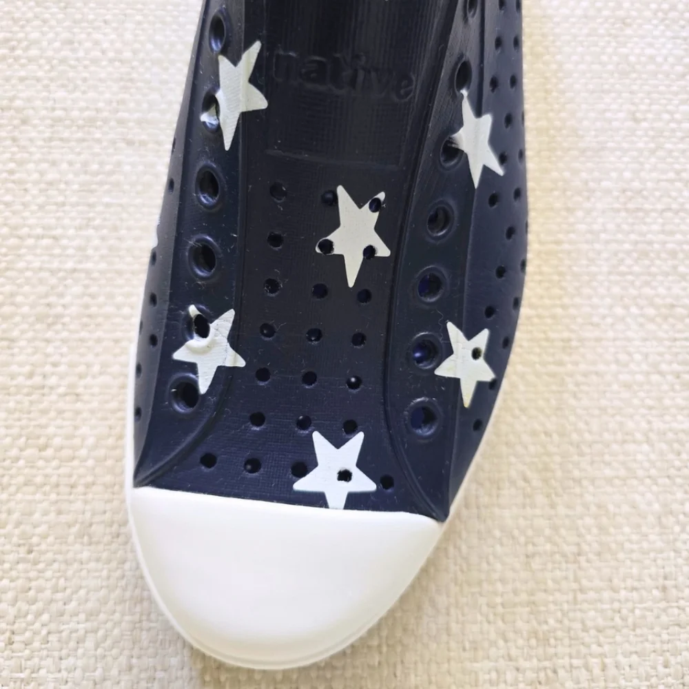 Native Jefferson Slip-On Shoes - Red, White & Navy Star and Stripe Print
